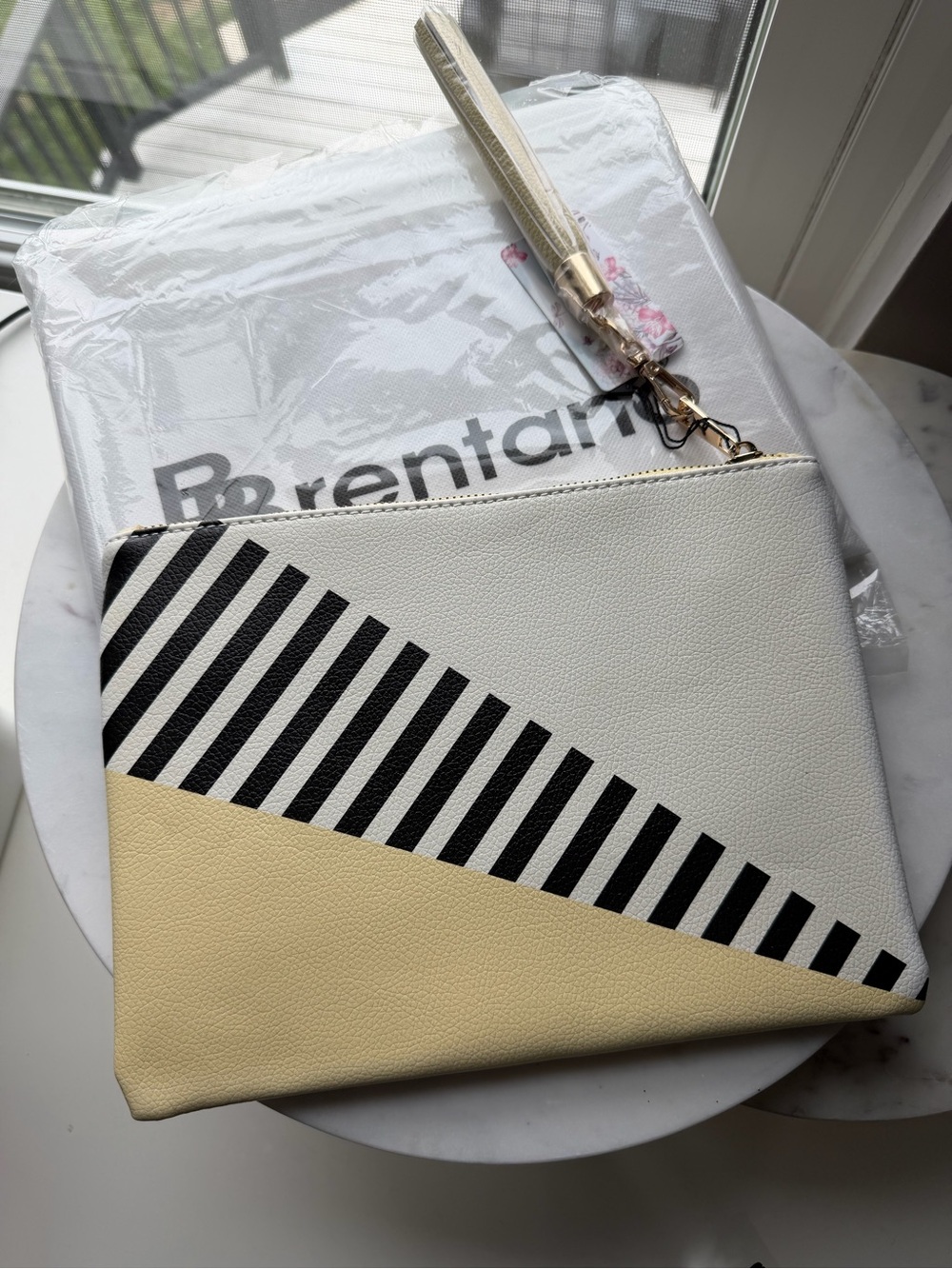 Brentano Diagonal Stripe clutch - White, Black & Pale Yellow - Picture 2 of 4